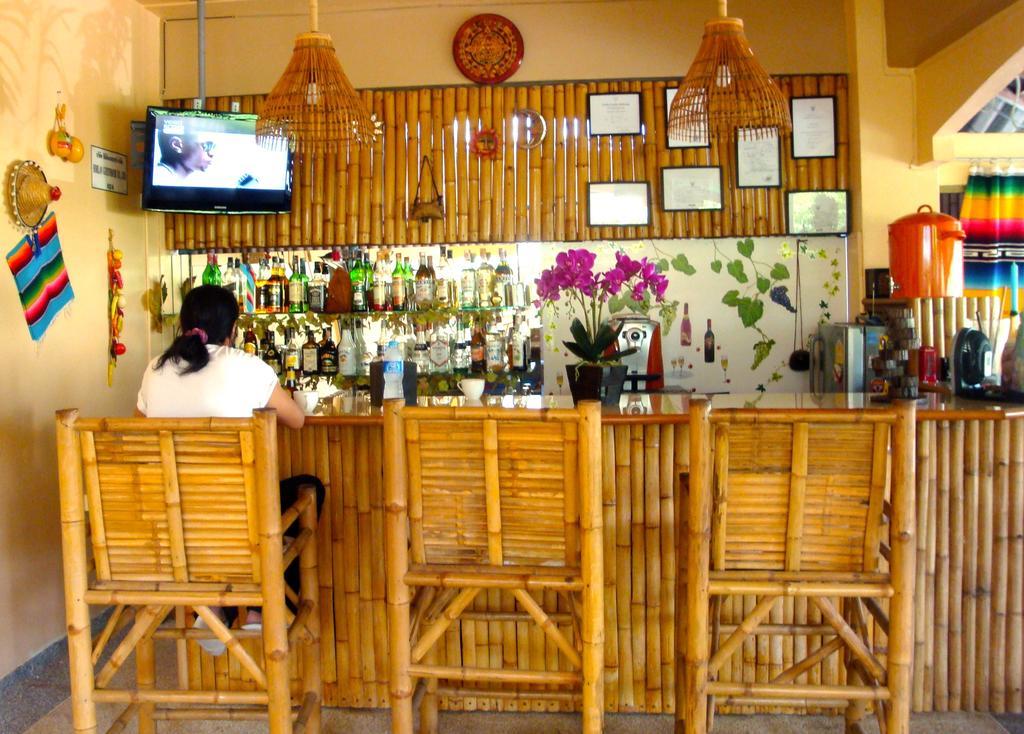 Similan Hotel Банг Тао Бийч Екстериор снимка