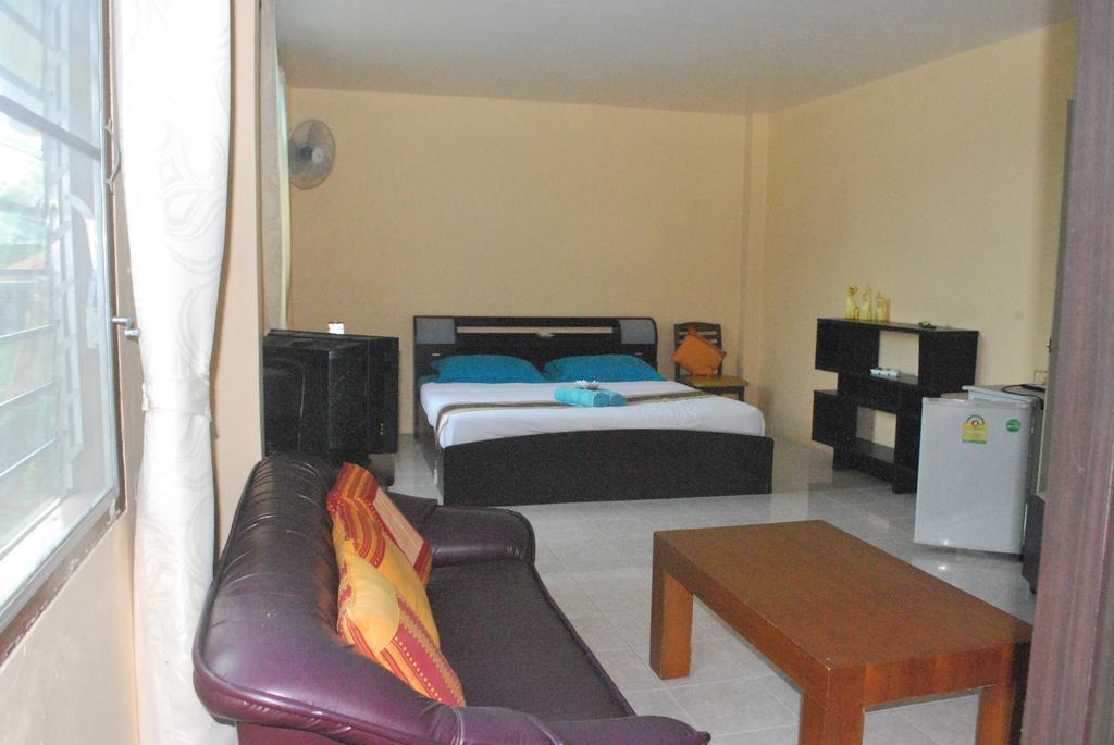 Similan Hotel Банг Тао Бийч Екстериор снимка